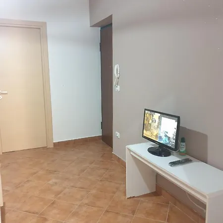 Apartment Castle Zisa
