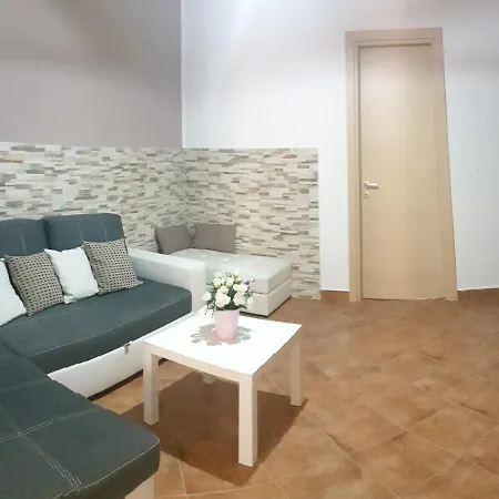 Castle Zisa Apartment
