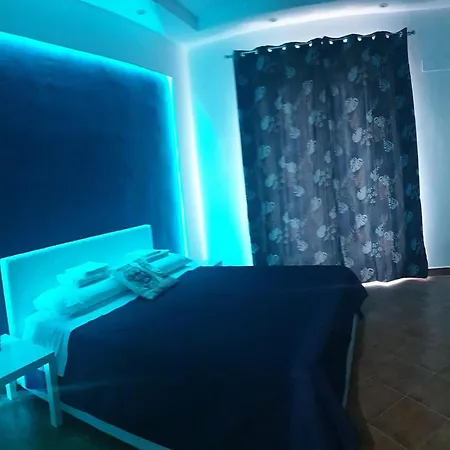 Castle Zisa Apartament *